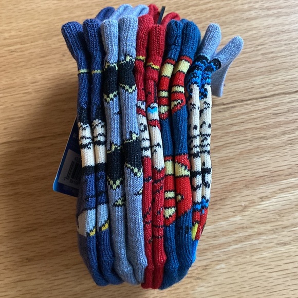 Justice League Socks - Picture 6 of 7